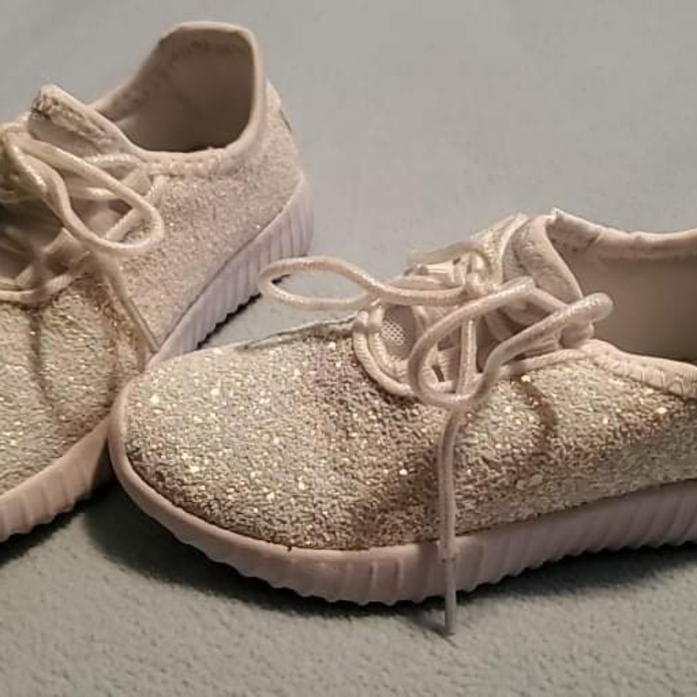 Girls Size 10 Fashion Sneakers
